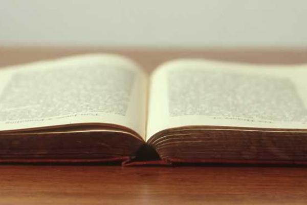 第一部分主题的精美插图