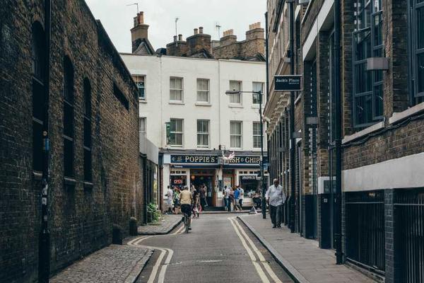 展示modern概念的视觉内容